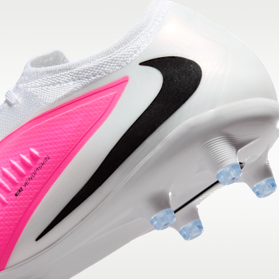 Nike Phantom 6 Low Pro Firm-Ground Football Boot. Nike CA